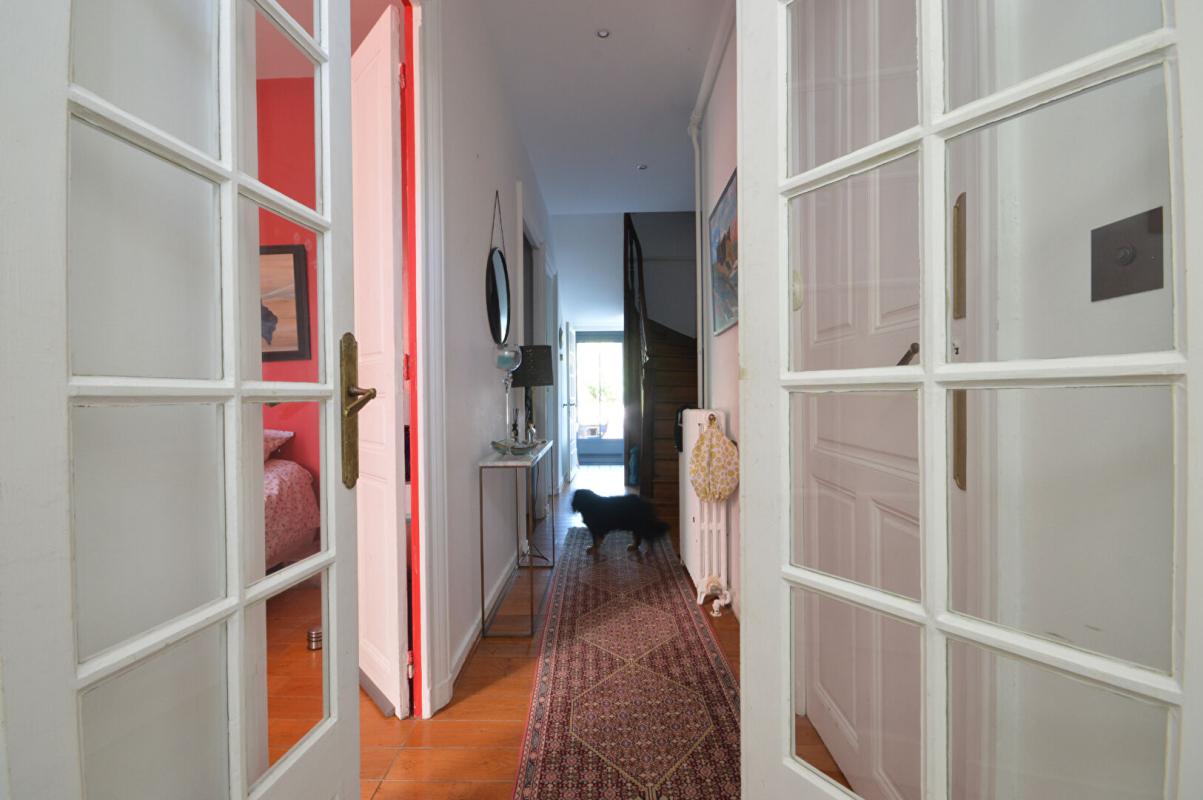 LA ROCHELLE Grande Maison & garage 17 La Rochelle La Genette Centre ville 1