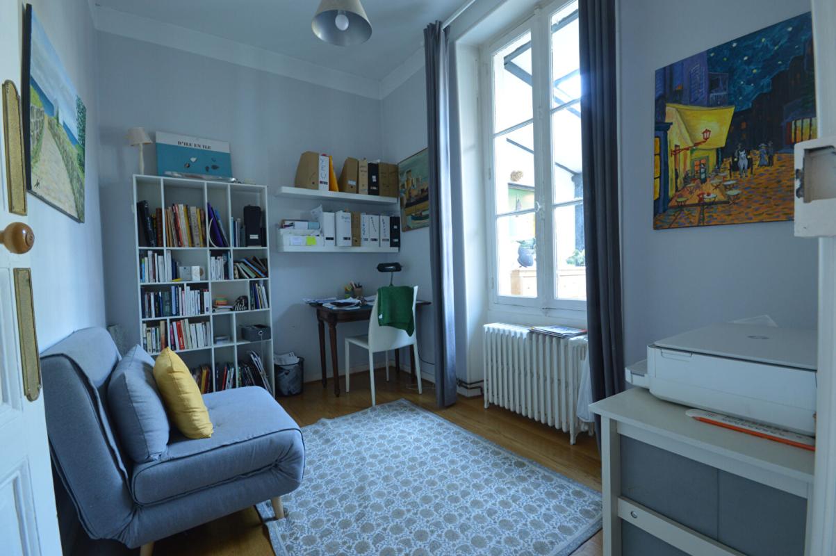 LA ROCHELLE Grande Maison & garage 17 La Rochelle La Genette Centre ville 8