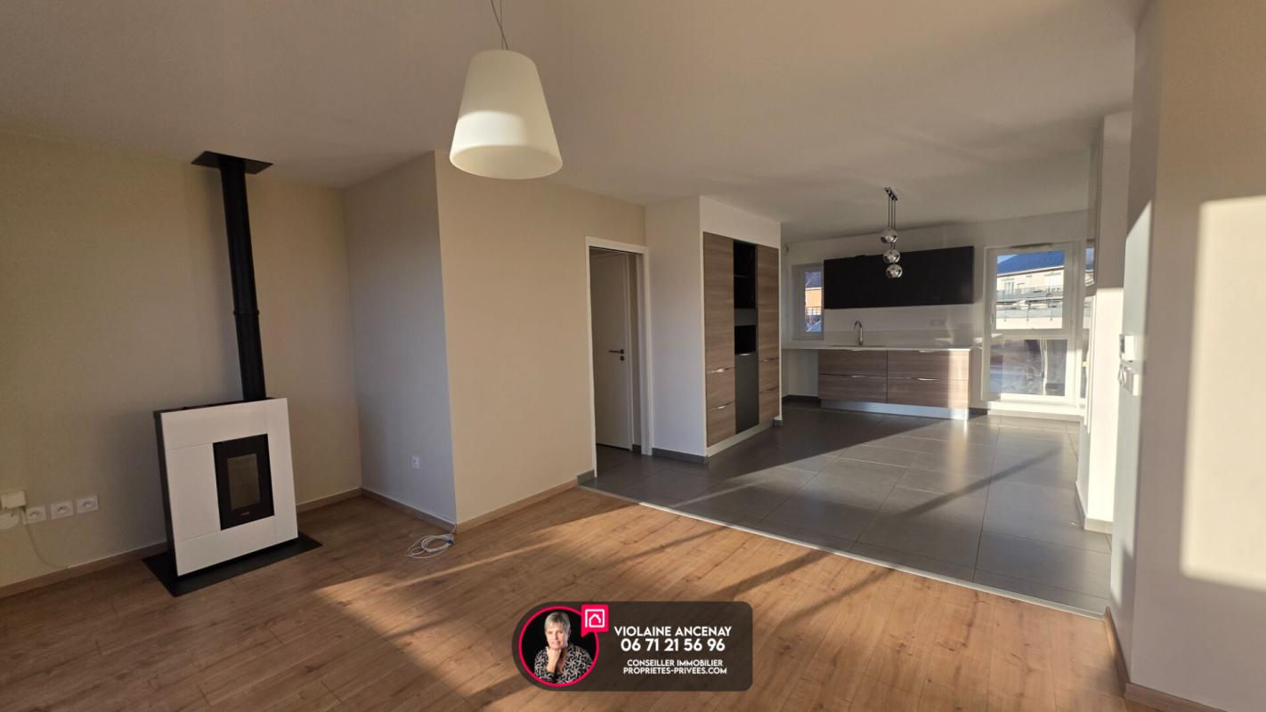 MONTAGNOLE Appartement Montagnole 4 pièce(s) 99 m2 5