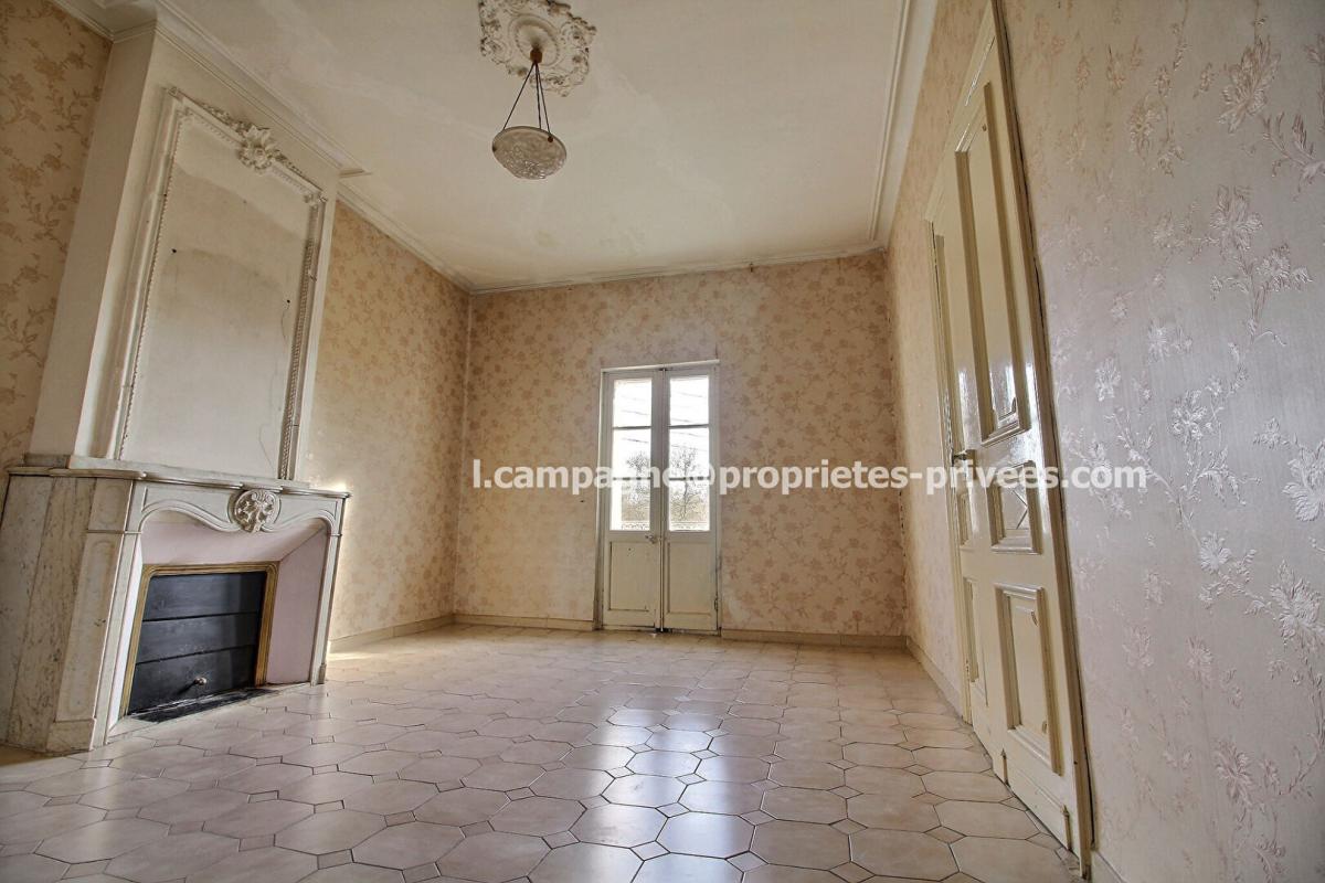 SAINT-ANDRE-DE-ROQUELONGUE Maison de Maître 1875 8 pièce(s) 136 m2 jardin garage 11