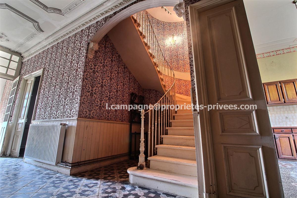 SAINT-ANDRE-DE-ROQUELONGUE Maison de Maître 1875 8 pièce(s) 136 m2 jardin garage 9