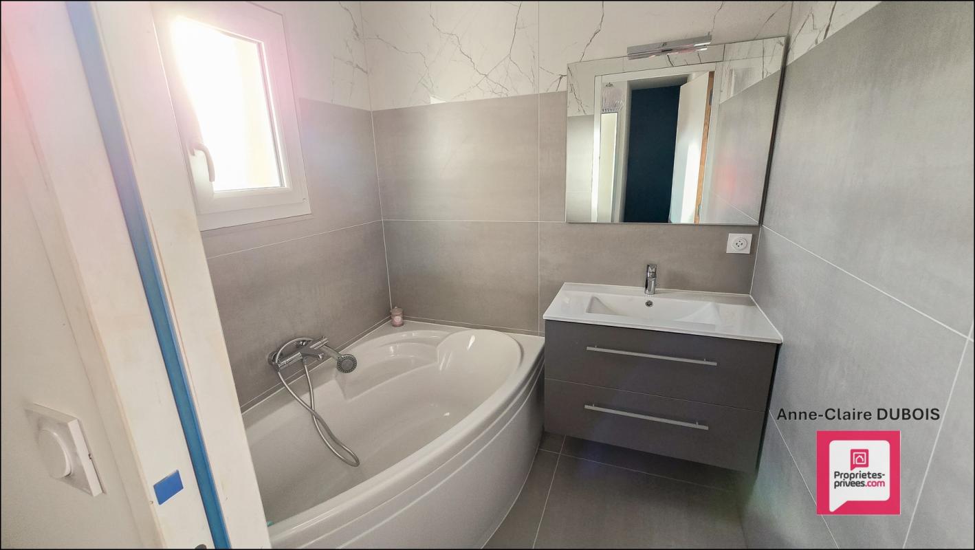 SAINT-PERE-EN-RETZ Maison Saint Pere En Retz 97 m2 proche commodités 12