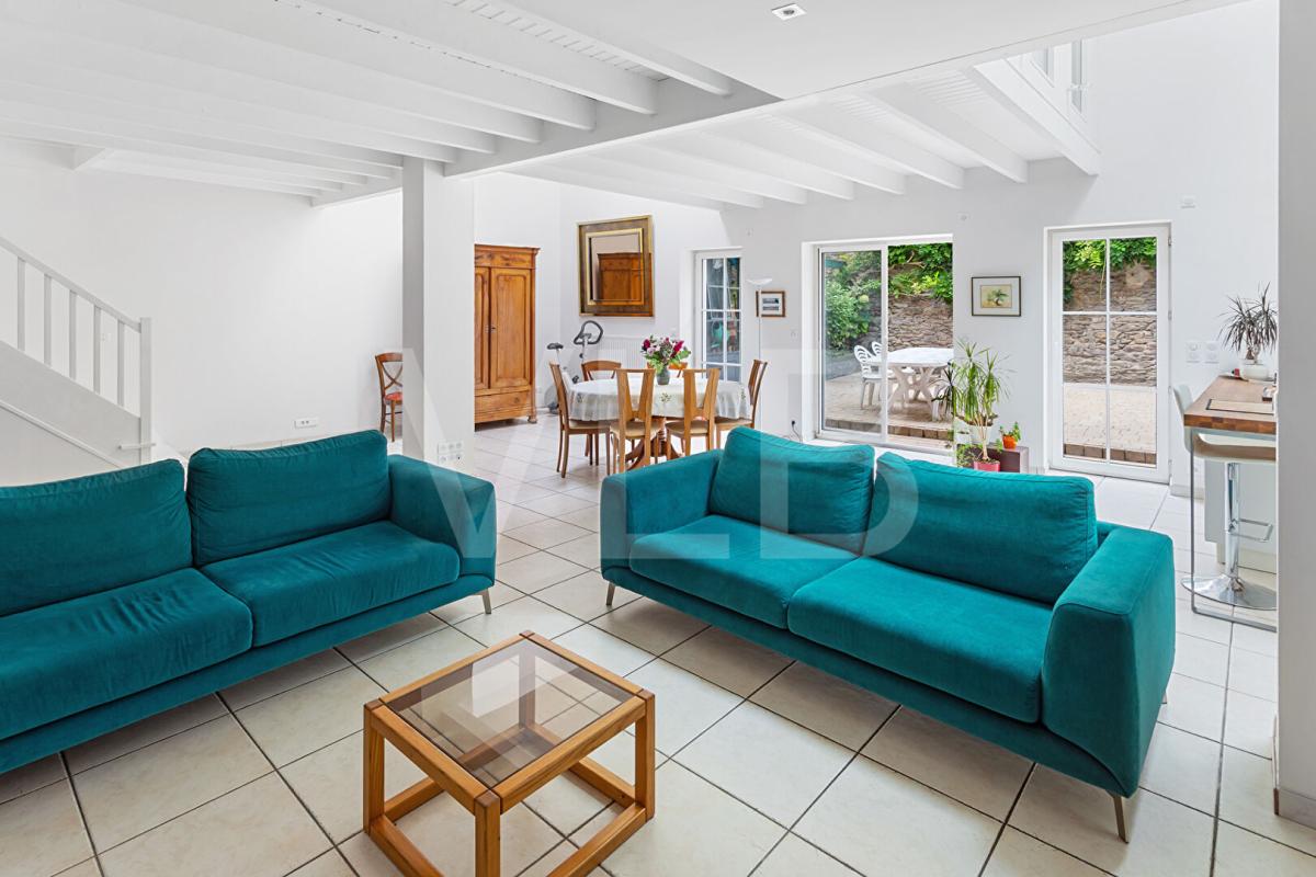 NANTES Maison - Maison de ville  6 pièce(s) 183 m2 - Nantes 44000 1