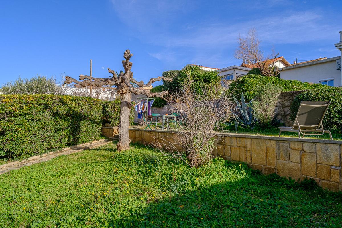 MARSEILLE-8E-ARRONDISSEMENT Appartement  4 pièce(s) 118 m2 vue mer, jardin partagé, box de garage 15