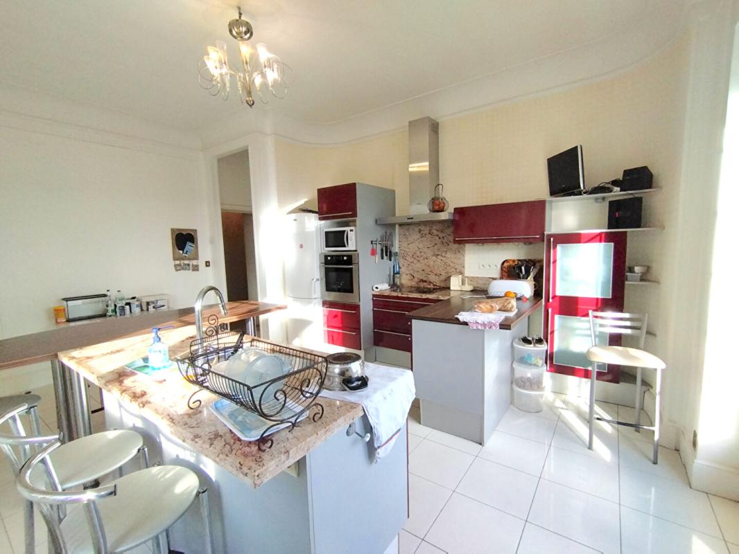 POITIERS DEMEURE BOURGEOISE D'EXCEPTION 10