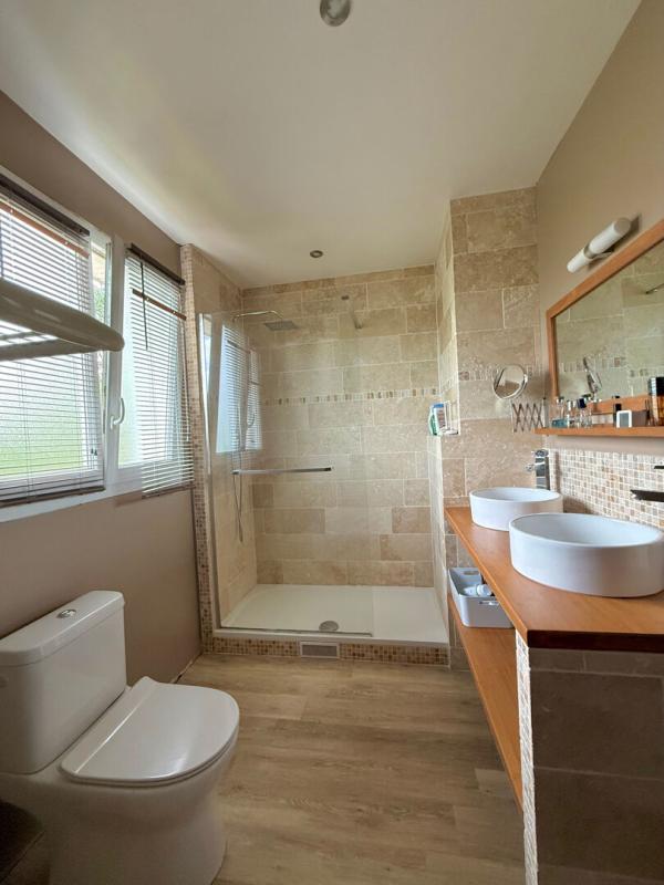 SAINT-GERMAIN-LES-CORBEIL Élegante maison à Saint-germain-les-corbeil 4 pièce(s) 110 m2 15