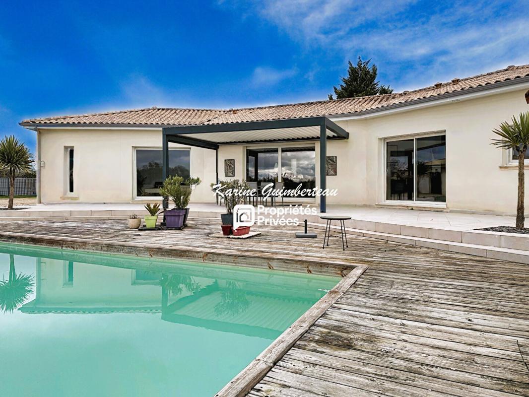 SAINT-DENIS-DE-PILE Villa de plain-pied  avec garage et piscine 18