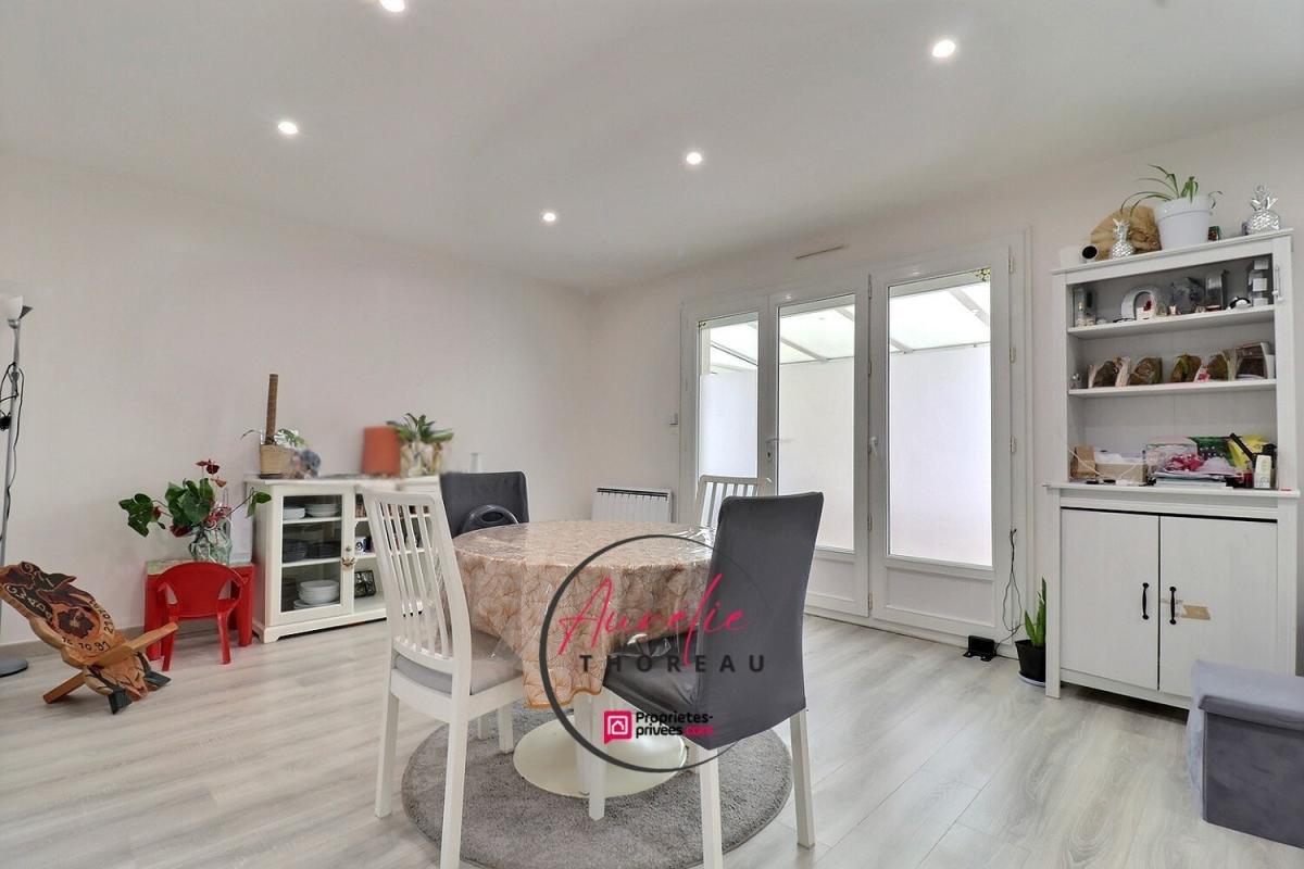 SAINT-LYE-LA-FORET maison de plain pied, 3 chambres, terrain clos 8