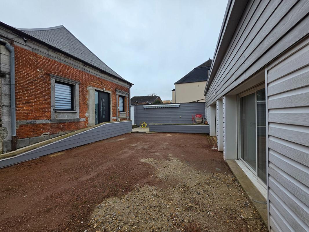 HIRSON Maison Hirson 5 pièce(s) 87 m2 17