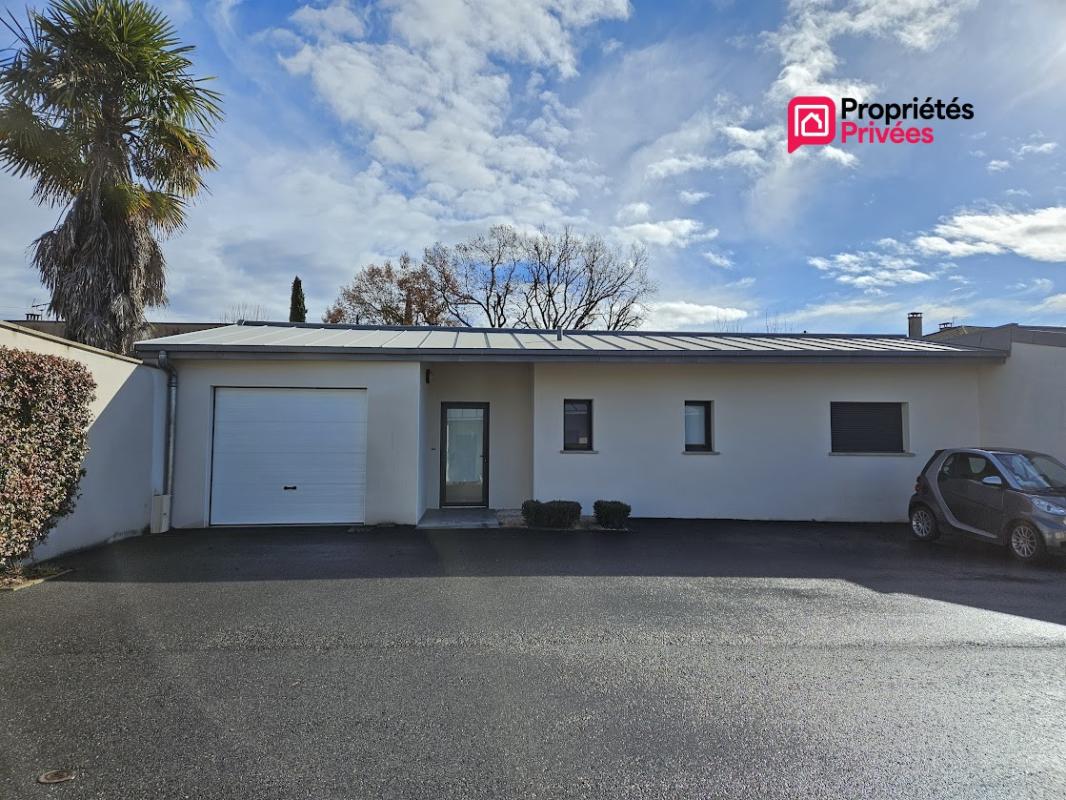 AUCH AUCH, MAISON DE PLAIN-PIED, 4 PIECE(S) 100 m², GARAGE 15