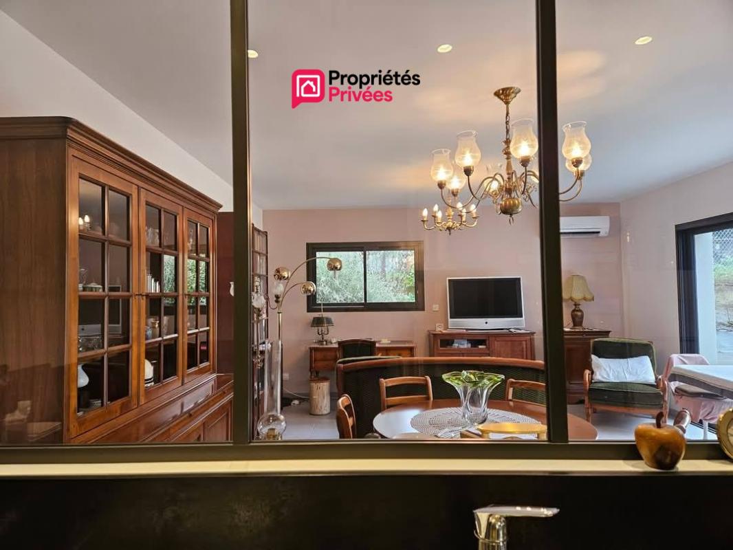 AUCH AUCH, MAISON DE PLAIN-PIED, 4 PIECE(S) 100 m², GARAGE 6