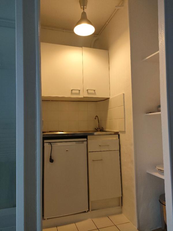 PARIS-19E-ARRONDISSEMENT Studio rénové à deux pas du Canal de l'Ourcq 3