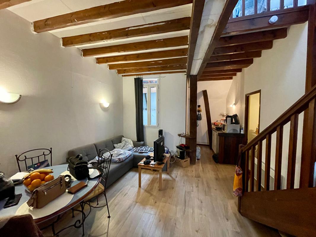 JOIGNY IMMEUBLE DE RAPPORT 100m2 - COEUR DE JOIGNY 1