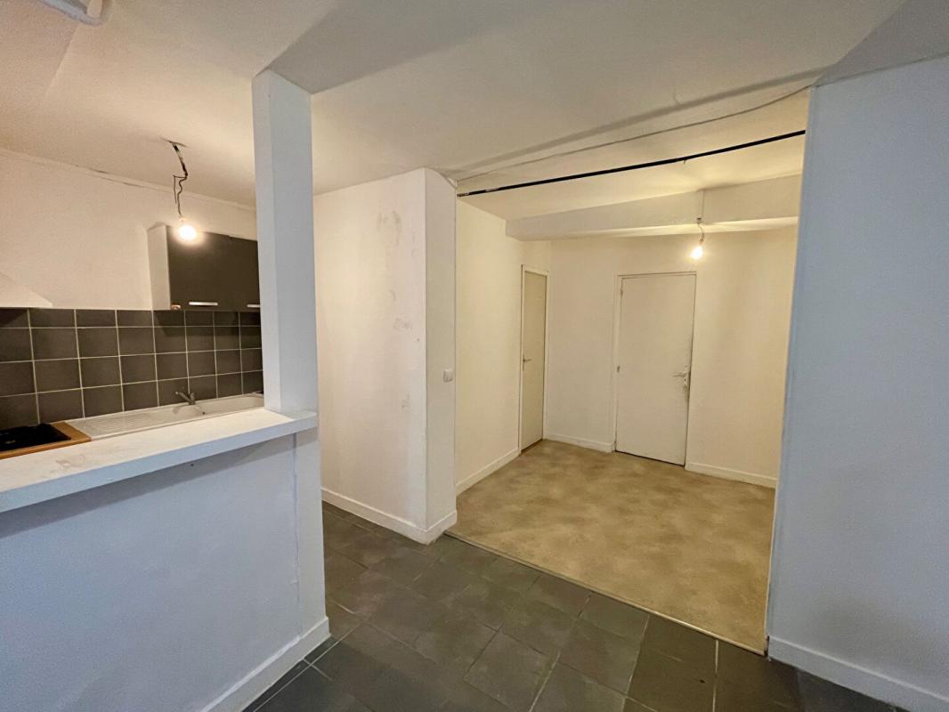 JOIGNY IMMEUBLE DE RAPPORT 100m2 - COEUR DE JOIGNY 11