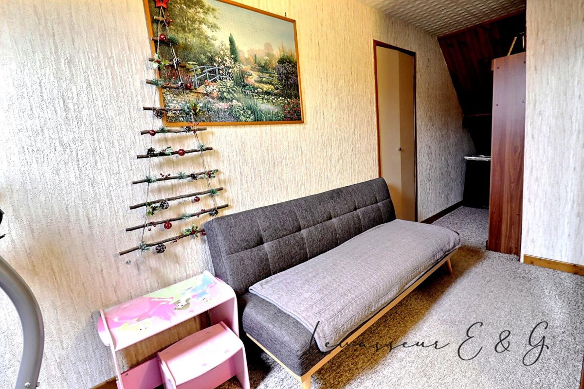 BALAGNY-SUR-THERAIN BALAGNY SUR THERAIN - Pavillon 3 chambres et bureau avec garage sur 520m² de terrain 11