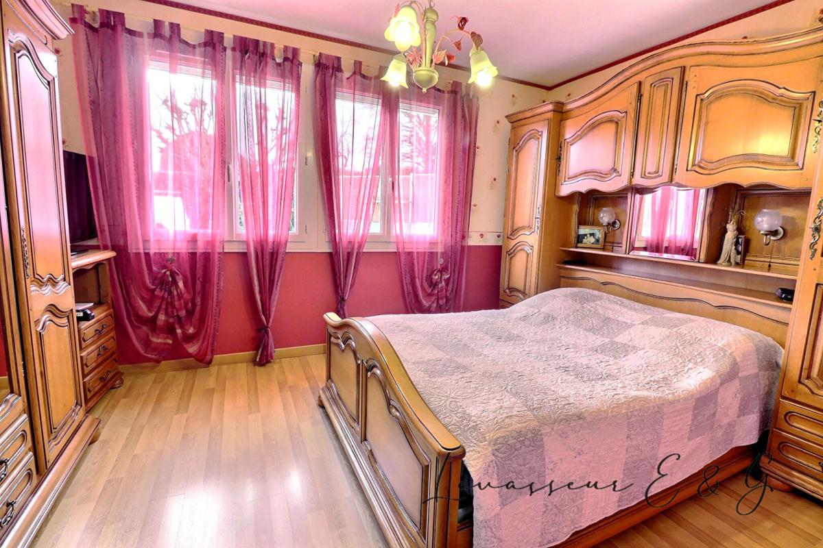 BALAGNY-SUR-THERAIN BALAGNY SUR THERAIN - Pavillon 3 chambres et bureau avec garage sur 520m² de terrain 8