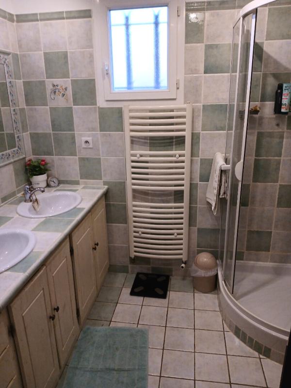 LE VAL Maison T7 plain-pied de 127m² sur terrain 2271m² - LE VAL 15