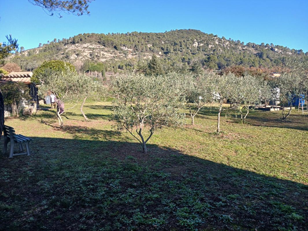 LE VAL Maison T7 plain-pied de 127m² sur terrain 2271m² - LE VAL 17