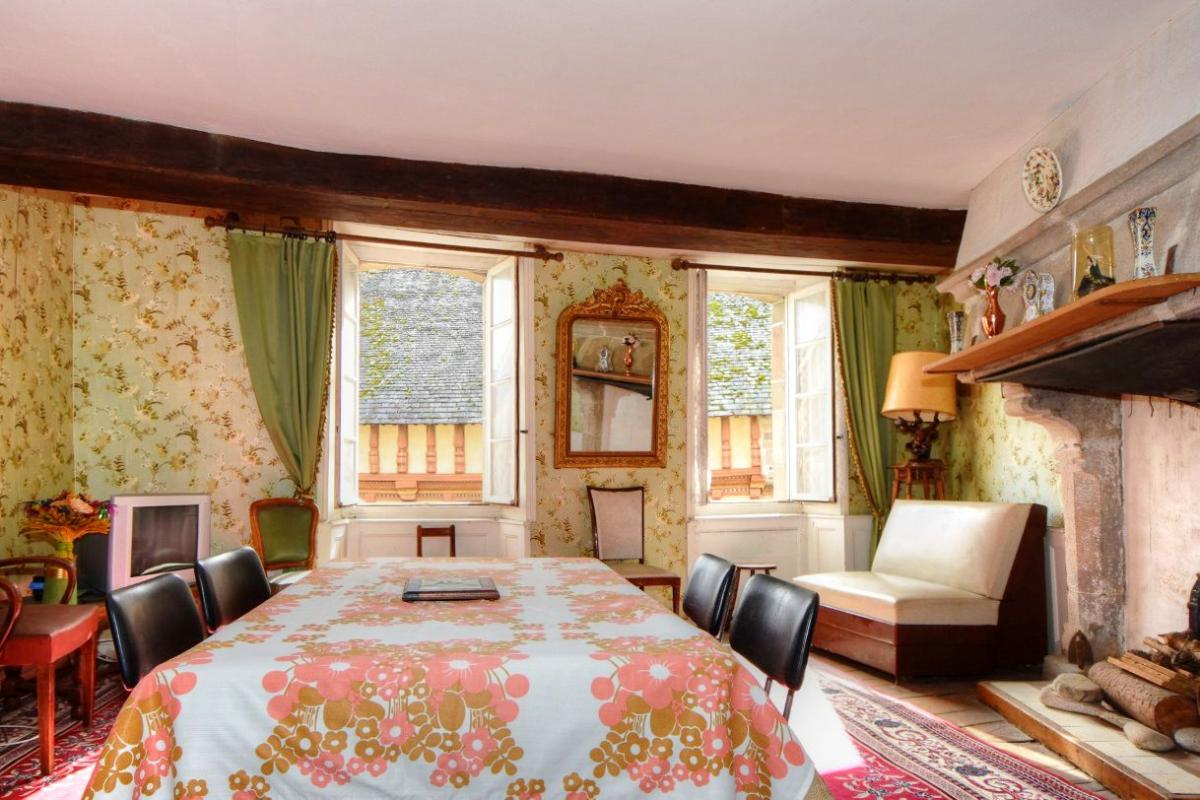 TREGUIER Immeuble d'habitation  et commerce de 177 m2 en centre ville 6