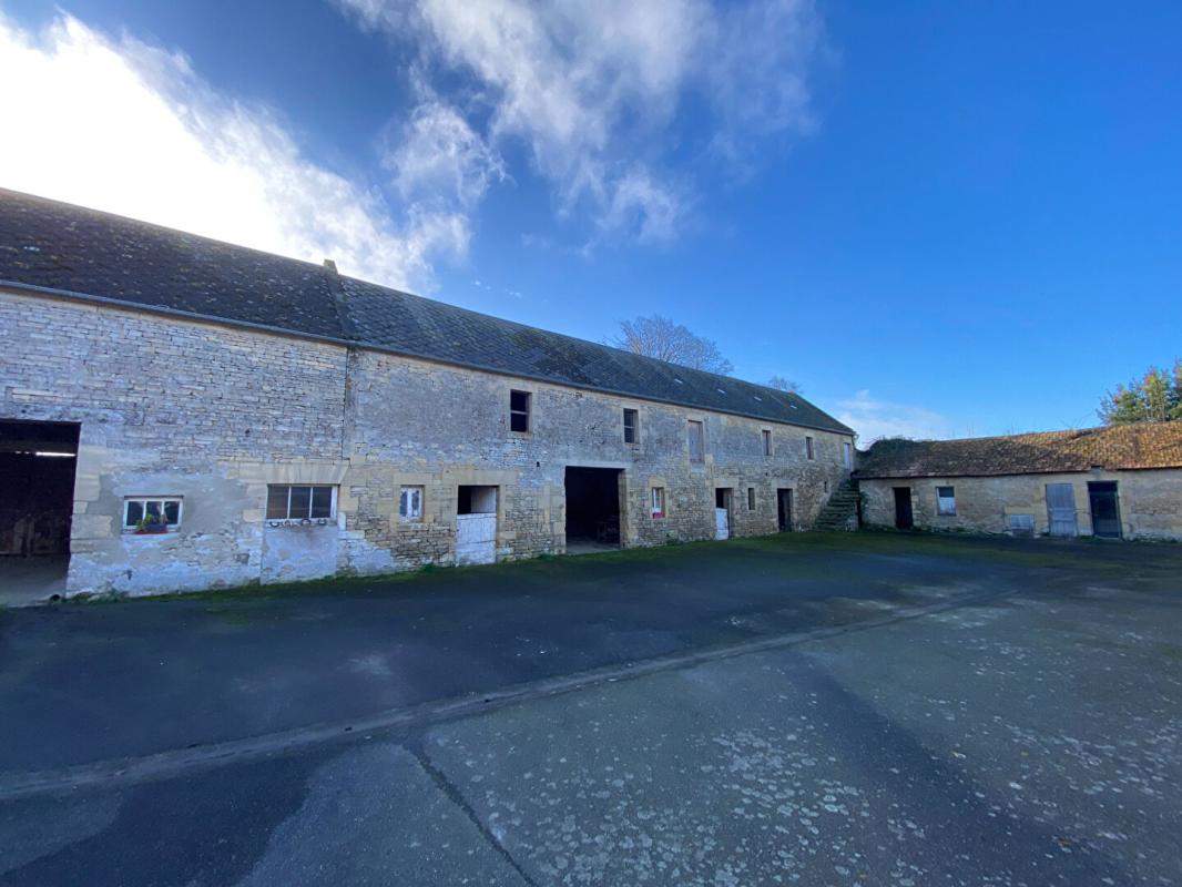 COURSEULLES-SUR-MER Maison  179 m2 1