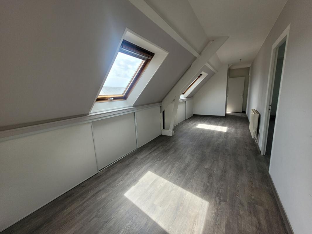 SARZEAU SARZEAU   Proche bourg, maison avec vie de plain-pied, accès PMR et 4 chambres 11