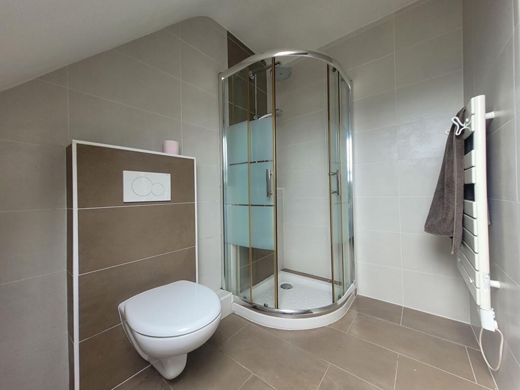 SARZEAU SARZEAU   Proche bourg, maison avec vie de plain-pied, accès PMR et 4 chambres 12