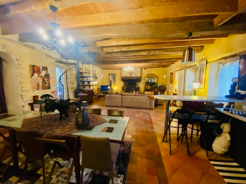 GUERANDE GUERANDE PROCHE LA BAULE - CHARMANTE MAISON ANCIENNE T5 AVEC PATIO 2