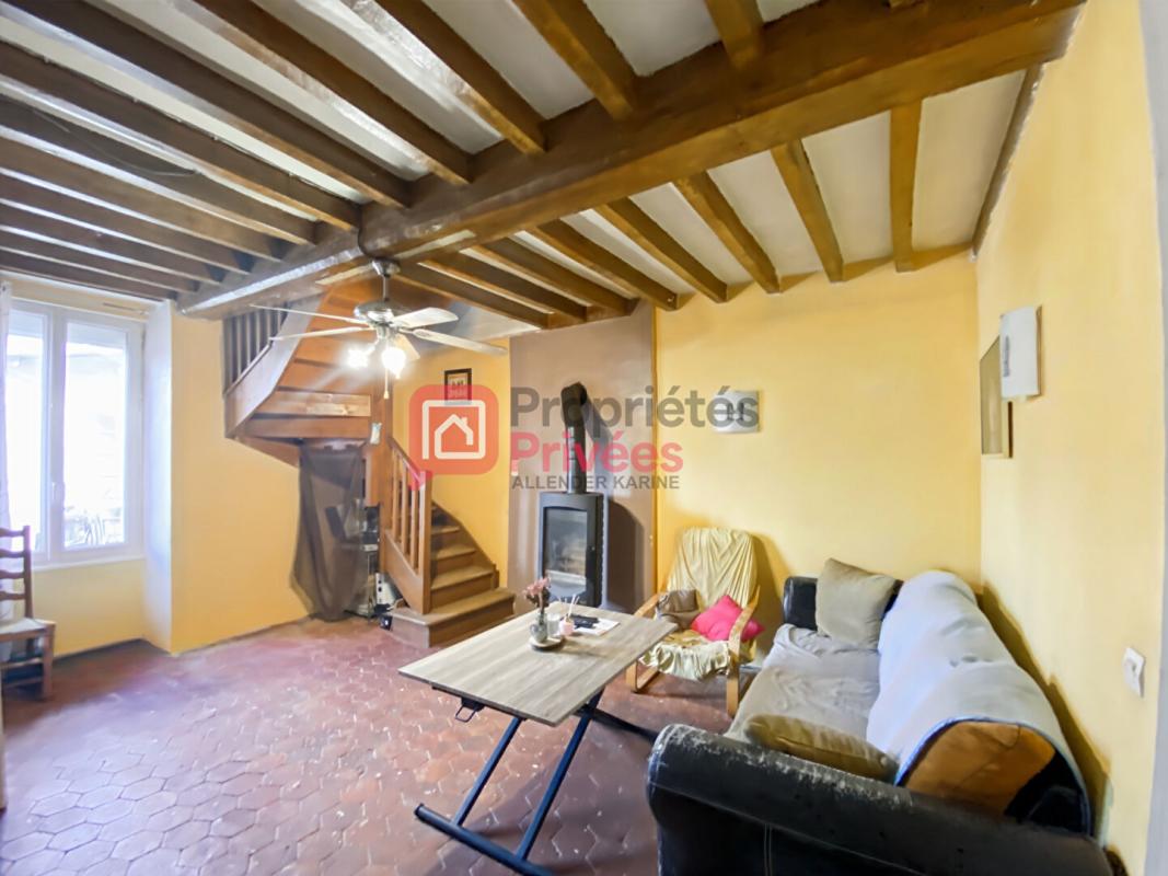 VILLENEUVE-L'ARCHEVEQUE Maison Villeneuve L Archeveque 6 pièce(s) 116 m2 16