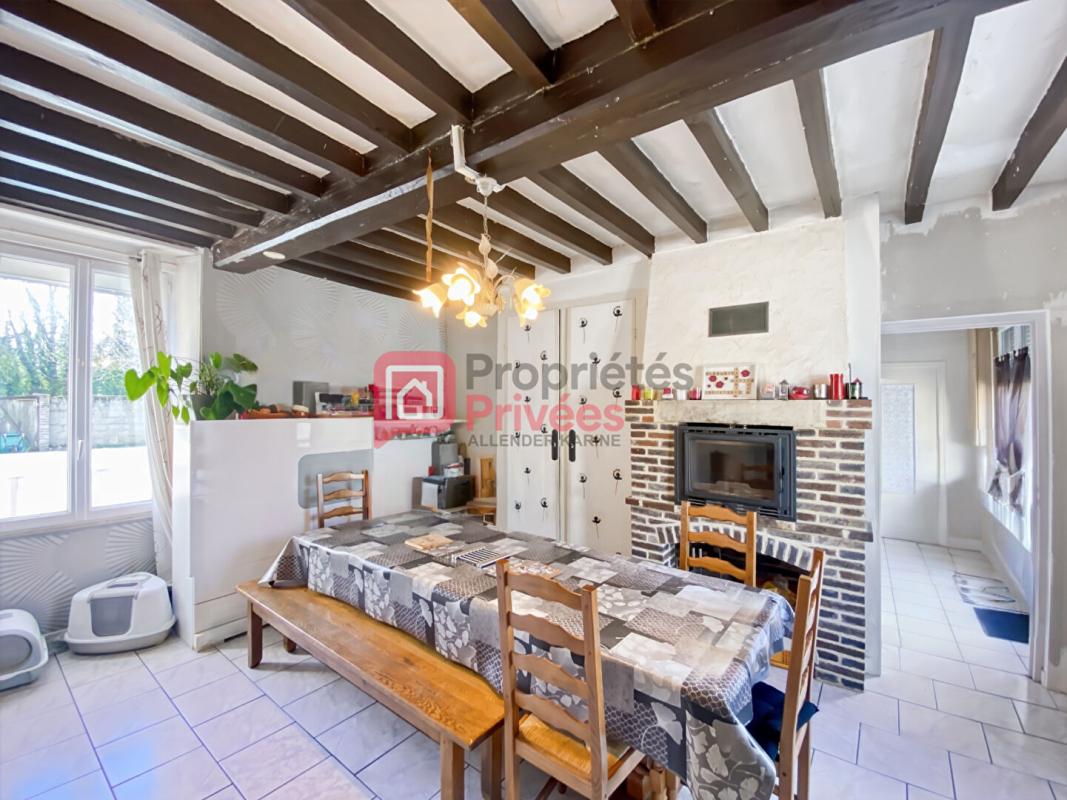 VILLENEUVE-L'ARCHEVEQUE Maison Villeneuve L Archeveque 6 pièce(s) 116 m2 2