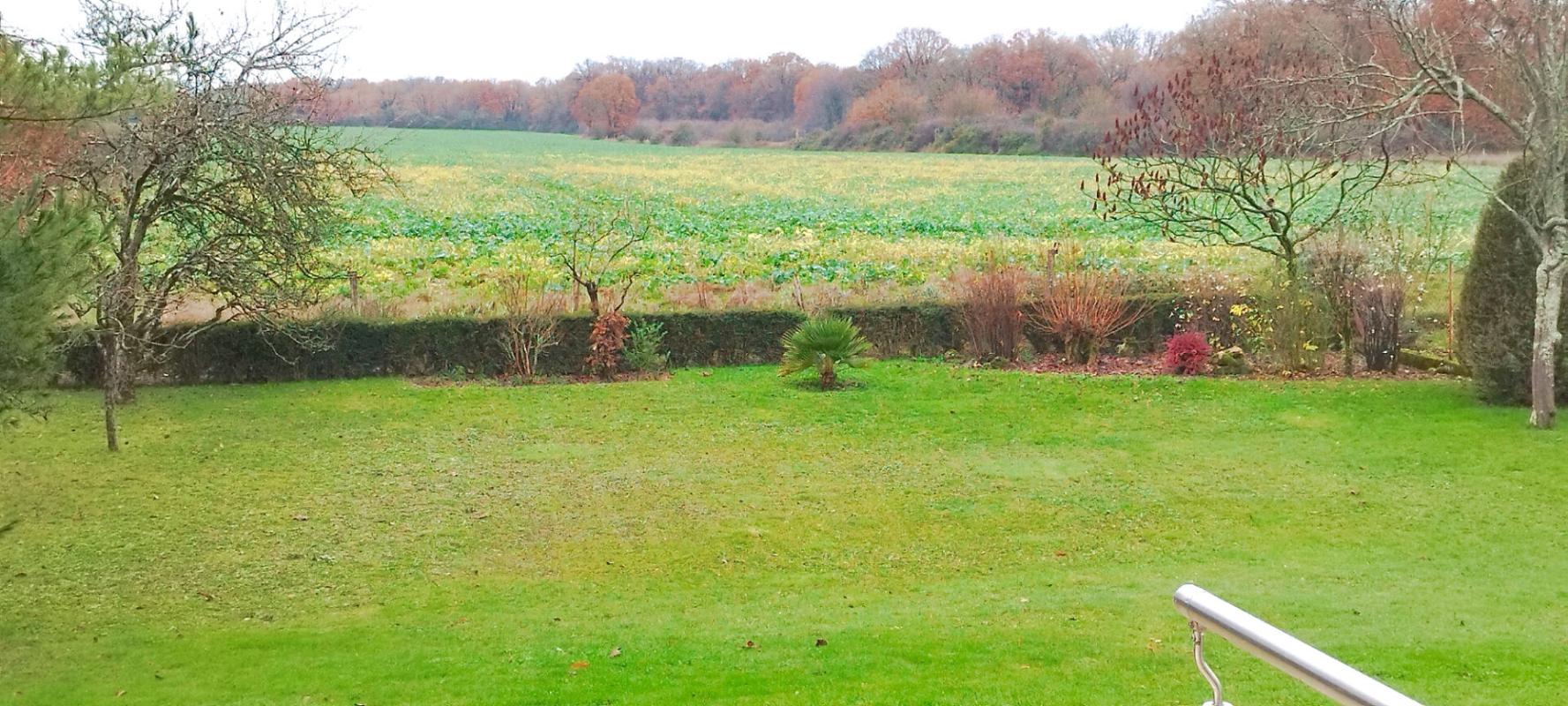 BIGNOUX Maison familiale lumineuse 135 m2 15