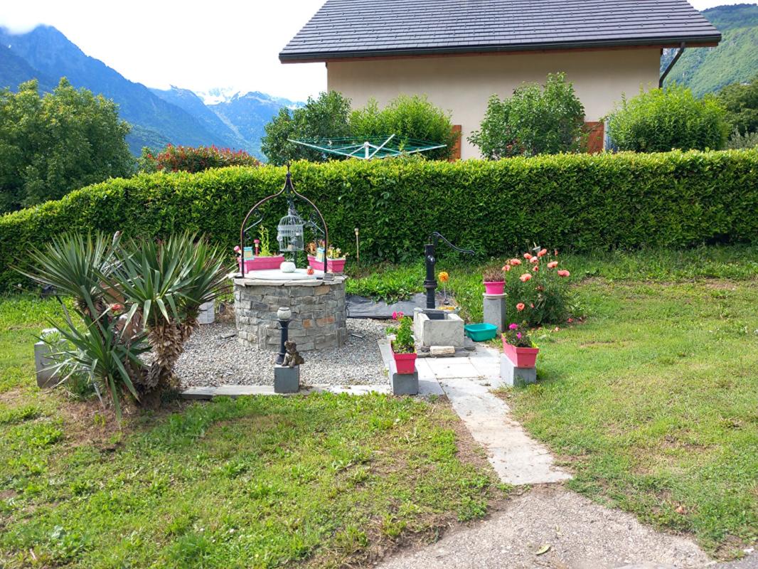 SAINT-AVRE Maison  6 pièce(s) 179 m2 16