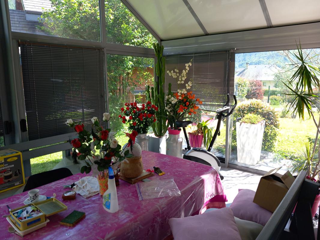 SAINT-AVRE Maison  6 pièce(s) 179 m2 6