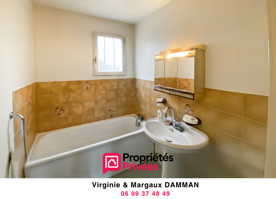 LE THUIT-SIGNOL Ensemble immobilier sur parcelle totale 3 400 m²  / Maison existante + terrain à bâtir 6