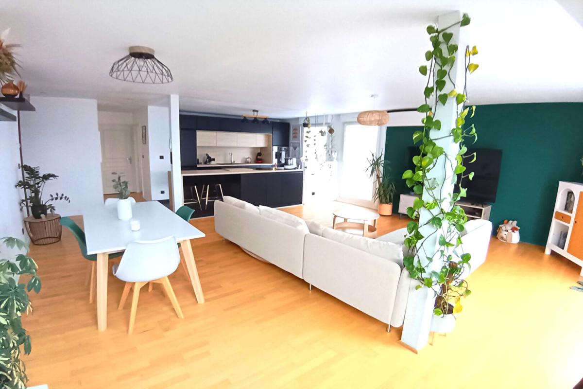 BRUMATH Appartement 3 /4 pièces 80 m2 avec 3 balcons, garage et cave 1