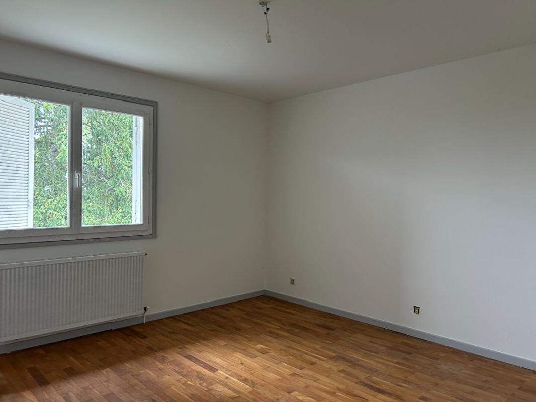 LAY Maison de style Île-de-France à Lay 5