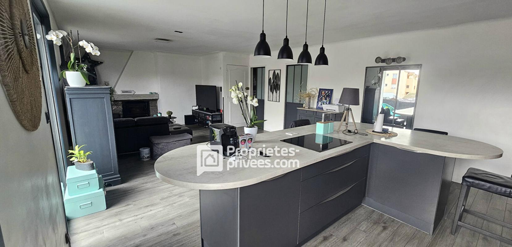 SAINT-LAURENT-DE-LA-SALANQUE Maison Saint Laurent De La Salanque de190 m2 divisée en deux appartements 10