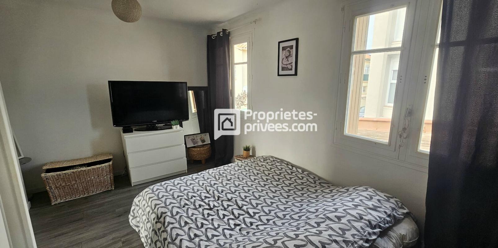 SAINT-LAURENT-DE-LA-SALANQUE Maison Saint Laurent De La Salanque de190 m2 divisée en deux appartements 17