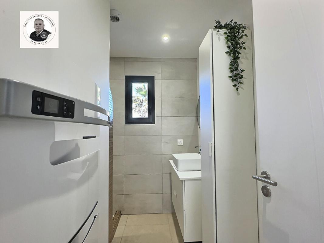 VIDAUBAN Maison Vidauban 4 pièce(s) 11