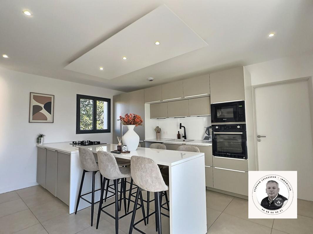 VIDAUBAN Maison Vidauban 4 pièce(s) 5