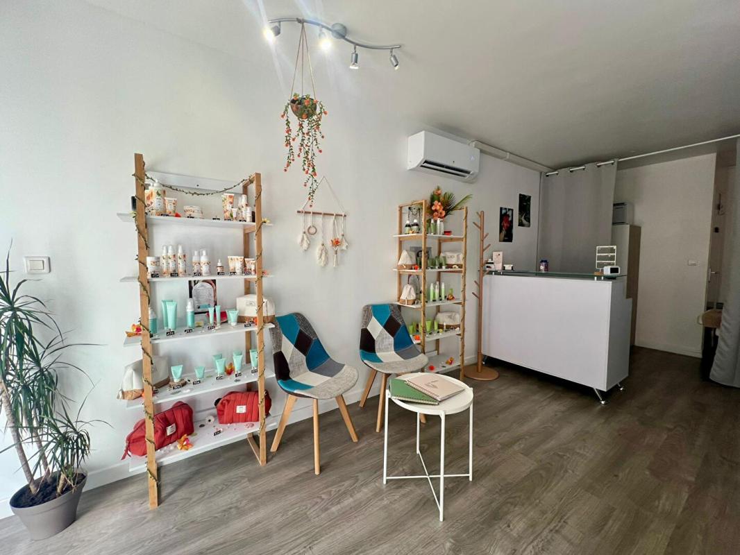 TOURY Fonds de commerce Toury 1 pièce(s) 30 m2 3