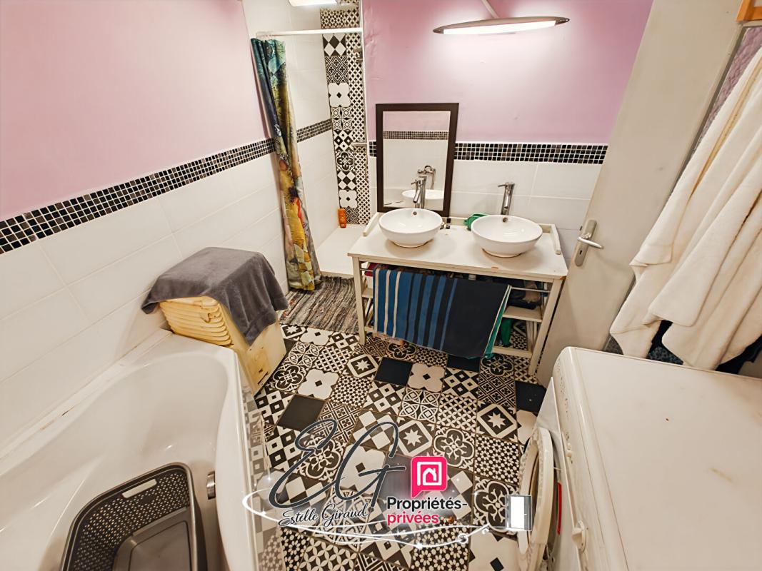 CAUNES-MINERVOIS Maison Caunes Minervois authentique et pleine de charme 2