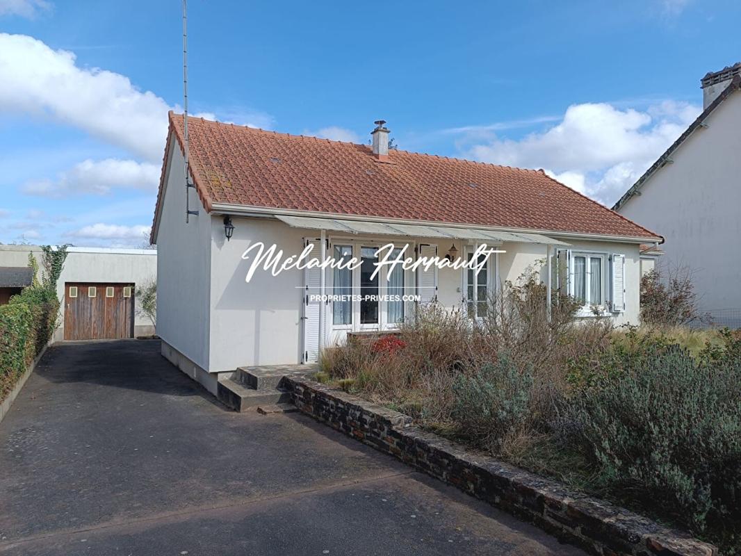 BRETTE-LES-PINS Maison plain-pied - 2 chambres à Brette les Pins (72250) 1