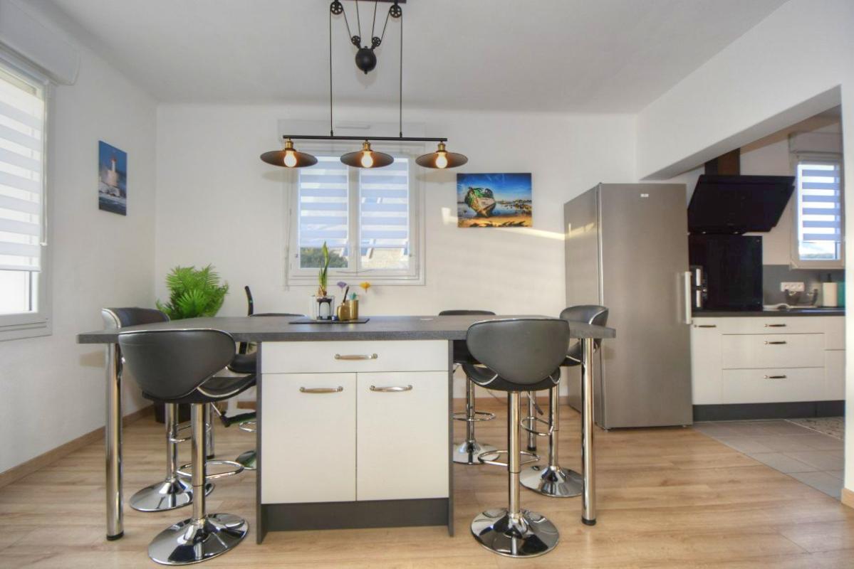 TREVOU-TREGUIGNEC Maison rénovée à 200 m des plages 16