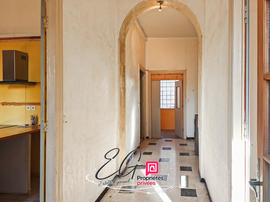 BLOMAC Maison de Maître , 4 Chambres, Grand garage, 1 Jardin 3