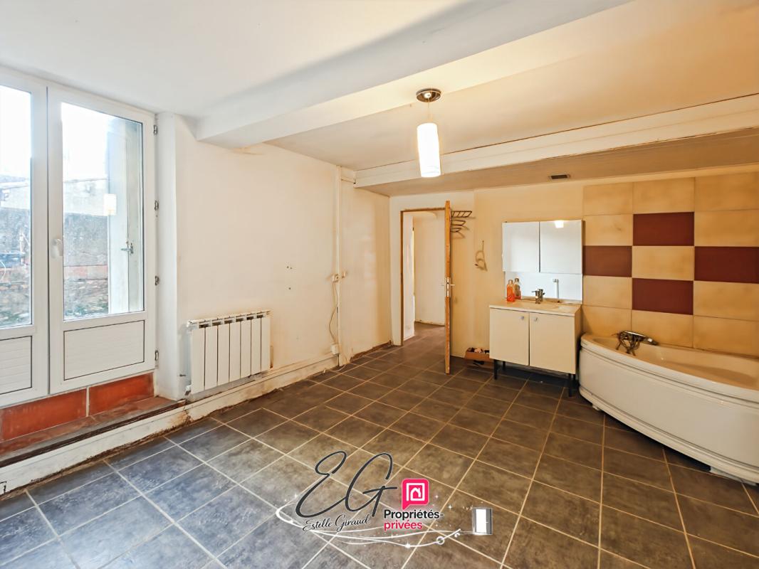 CAUNES-MINERVOIS Maison Caunes Minervois, 3 chambres, terrasse de toit 11