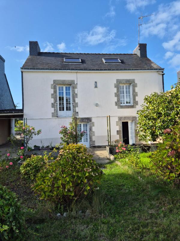 CLEGUER MAISON DE BOURG (96 m2 habitable) dans le Morbihan  (15 min de Lorient - 10 min de Plouay - 5 min de Pont Scorff - 25 min de la mer) 3
