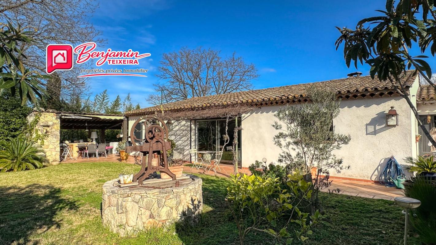 ROQUEBRUNE-SUR-ARGENS Villa Roquebrune Sur Argens 6 pièce(s) 145 m2 avec dépendance 10