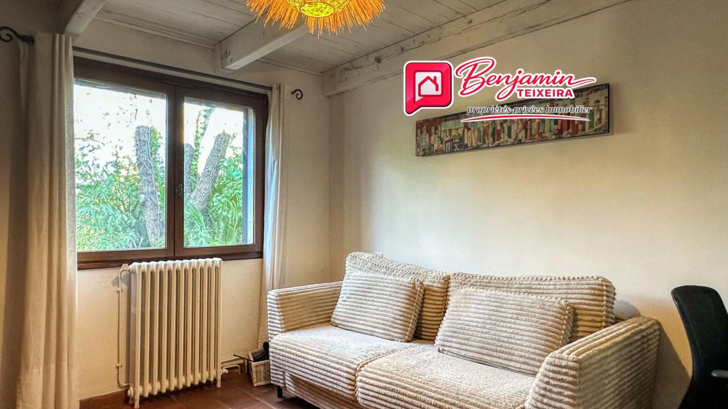 ROQUEBRUNE-SUR-ARGENS Villa Roquebrune Sur Argens 6 pièce(s) 145 m2 avec dépendance 14