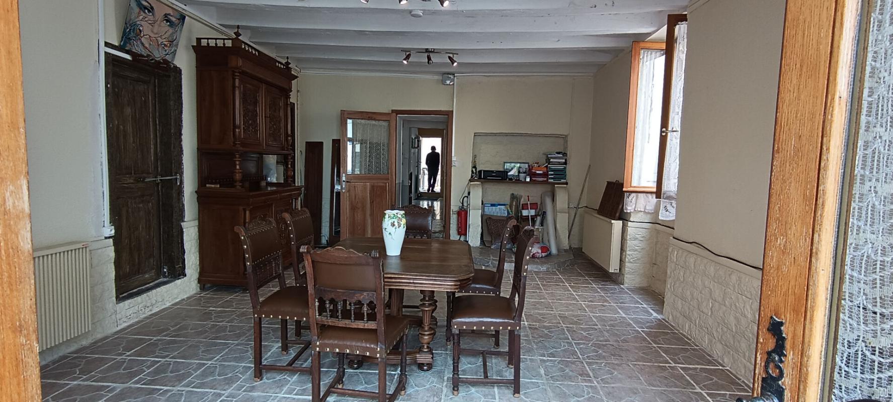 LE VEURDRE LE VEURDRE - MAISON DE BOURG 180 M2, STUDIO, TERRAIN + GARAGE 13