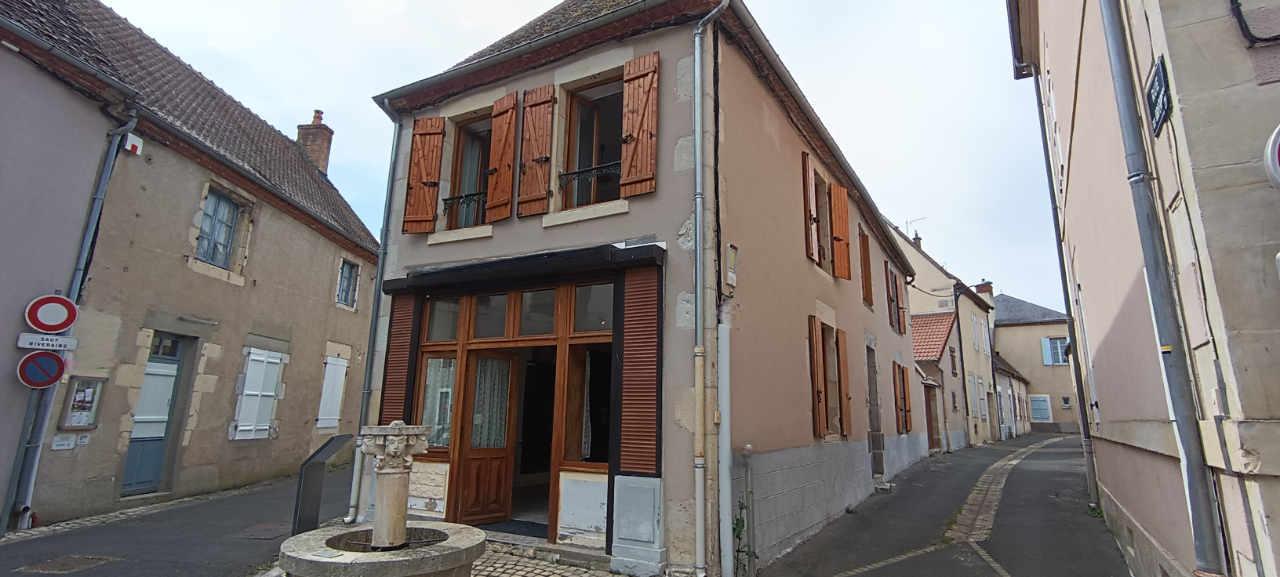 LE VEURDRE LE VEURDRE - MAISON DE BOURG 180 M2, STUDIO, TERRAIN + GARAGE 17